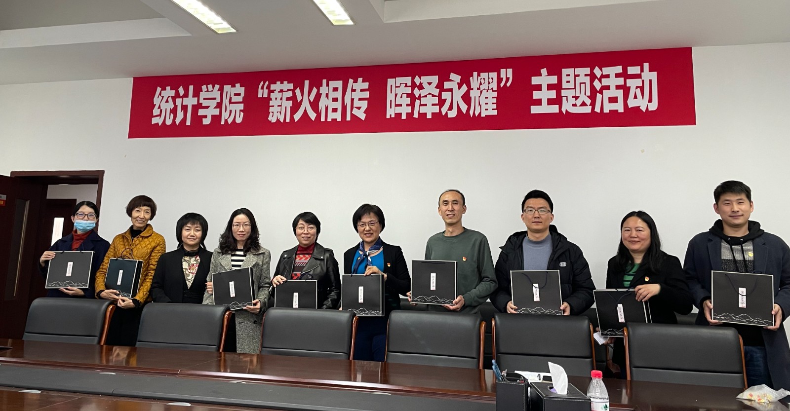 1668998912880458.jpg 1668998912880458.jpg